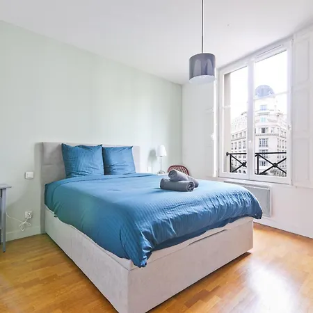Apartment Heart Of Paris-2br-8p-musee Du Louvre 4 Free Netflix Paris